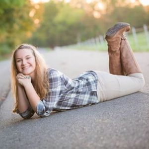 Meet your Posher, Abigail