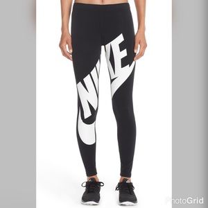 Nike leggings Size Medium