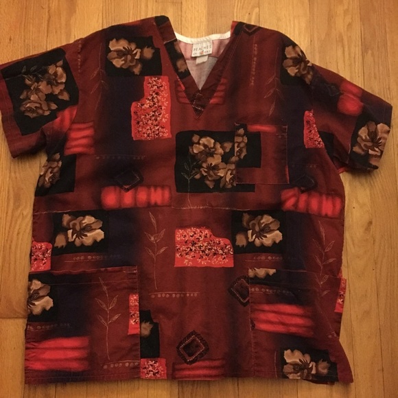 Like new scrub top