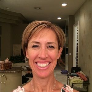 Meet your Posher, Brenda