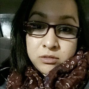 Meet your Posher, Angela