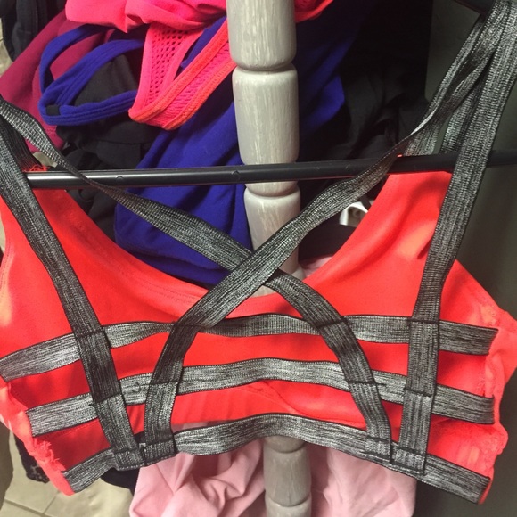 Forever 21 sports bra
