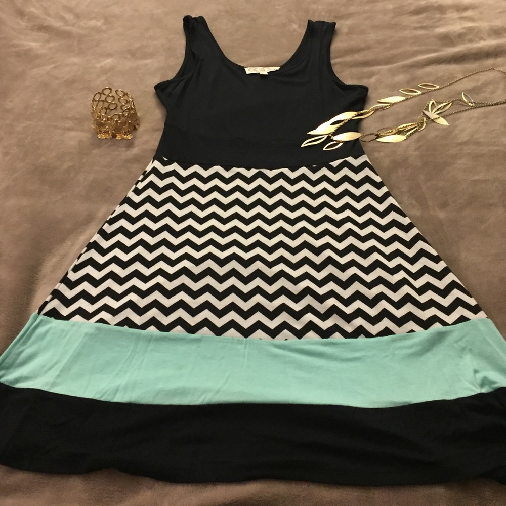 Cute dress unique print dress.