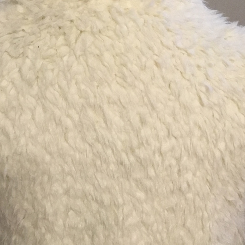 Johhny was fur vest - Picture 8 of 8