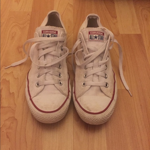 White low top converse size 9.5