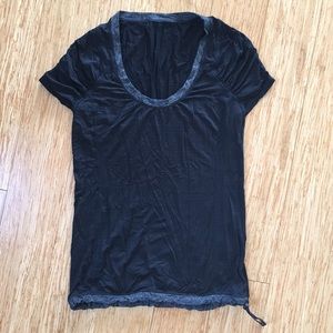 Lululemon top
