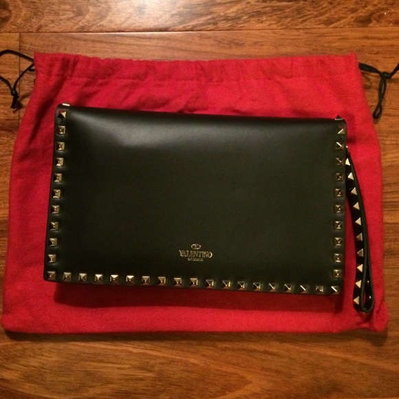 Valentino - The Rockstud Leather Clutch