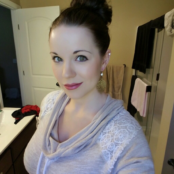 Meet your Posher, Kendra