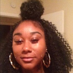 Meet your Posher, Kaye