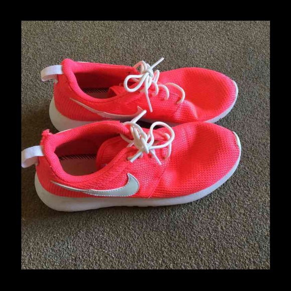 Nike Roshe runs - Picture 7 of 8