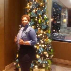 Meet your Posher, Annette