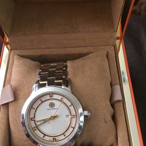 Aunthentic Tory butch watch