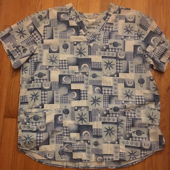 Like new scrub top