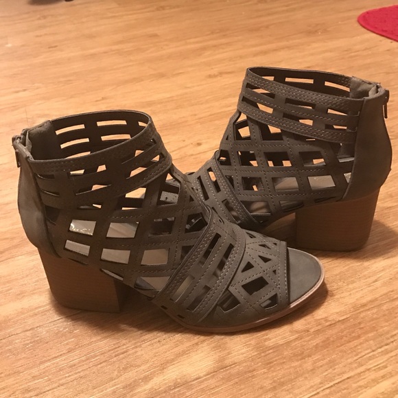 Qupid shoe booties