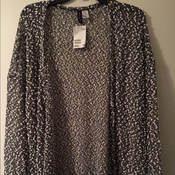 NWT H&M Black and White Cardigan