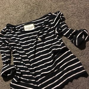 Stripped half sleeve top