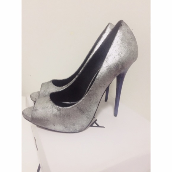 Brand new ALDO