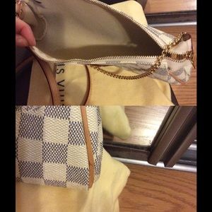 Louis Vuitton Bags - Louis Vuitton Eva clutch damier azur Louis Vuitton Bags - Louis Vuitton Eva clutch damier azur