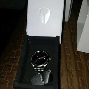 NIXON BULLET