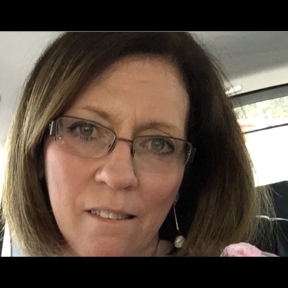 Meet your Posher, Rhonda