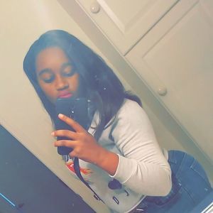 Meet your Posher, Asja