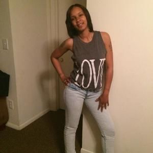 Meet your Posher, Latoya