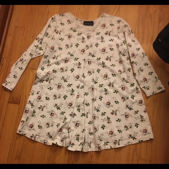 Maternity shirt used