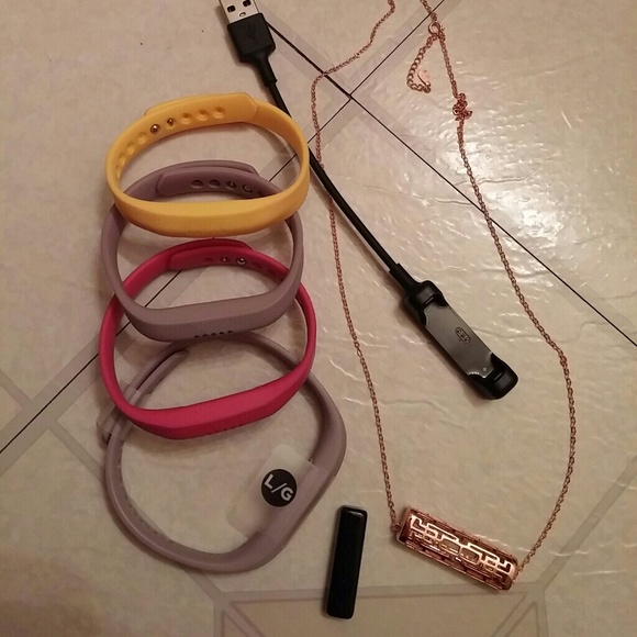 Fitbit flex 2 and accessories