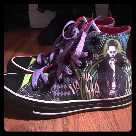 Joker Converse
