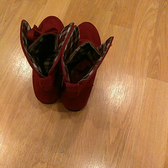 Faux suede shoes - Picture 2 of 4