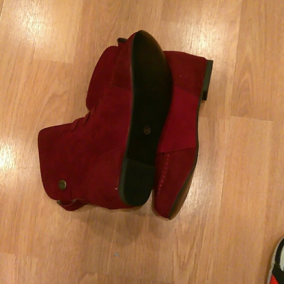 Faux suede shoes - Picture 4 of 4