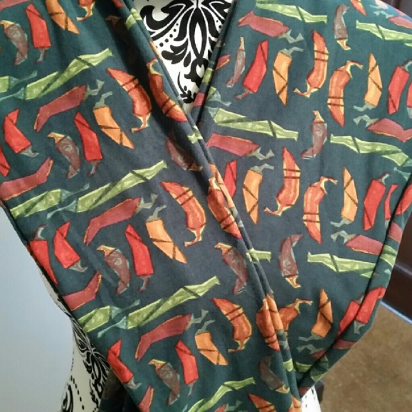 Lularoe MOMMY & ME SET chili peppers TC &  TWEEN
