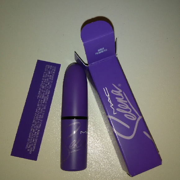 Mac SELENA lipstick amor prohibido nude limited