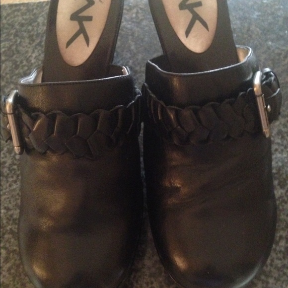 Anne Klein Sport Clogs 100% Leather Sz 8 New
