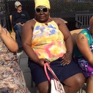 Meet your Posher, Cynthia