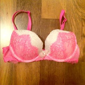 VS BRA**