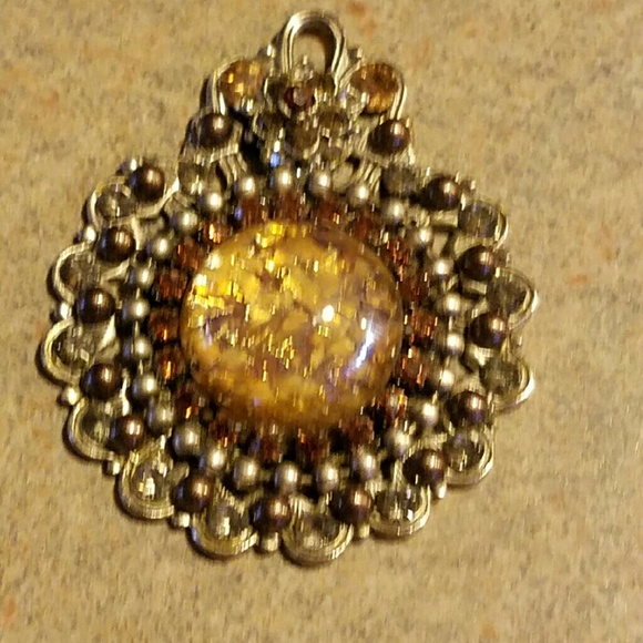Pendant slide - Picture 1 of 1