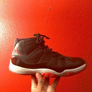 Air Jordan 11 Bred