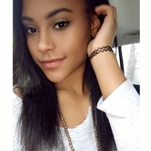 Meet your Posher, Riley