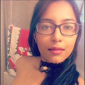 Meet your Posher, Karla