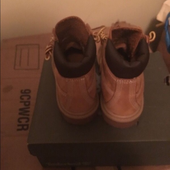 Toddler boots - Picture 3 of 3