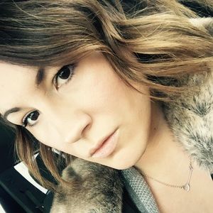 Meet your Posher, Desiree