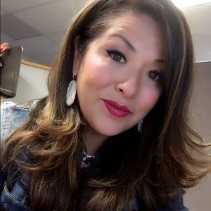 Meet your Posher, Melanie