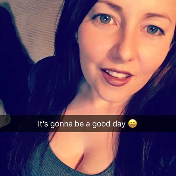 Meet your Posher, Skylar - Picture 3 of 3