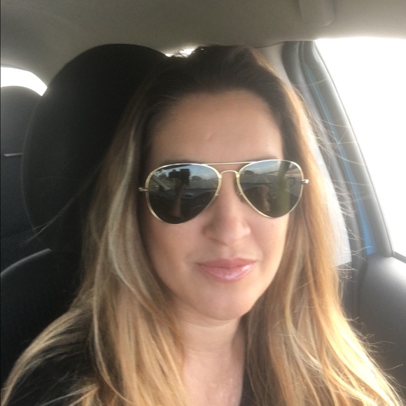 Meet your Posher, Ann marie