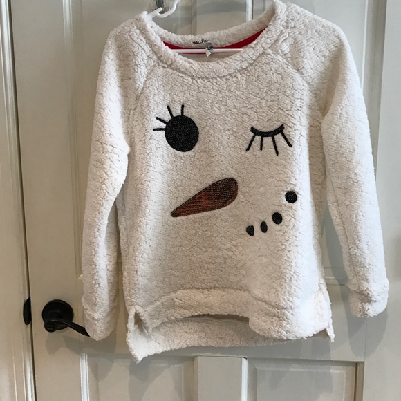 Medium Wallflower fuzzy Snowman shirt