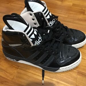 Adidas Originals High top sneaker