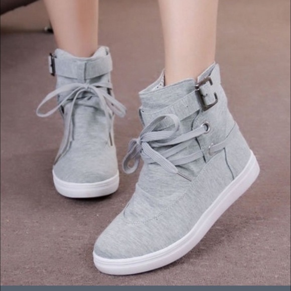 Womens Shoes
