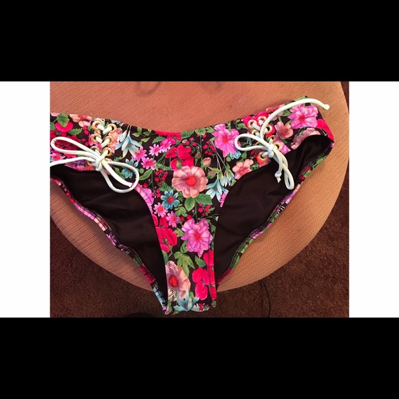 Victoria's Secret bathing suit bottoms