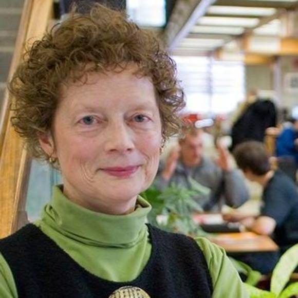 Meet your Posher, Lisabeth - Picture 1 of 1